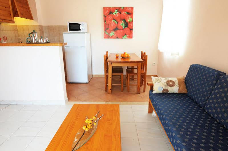 Maribel Villas Cala Blanca  Dış mekan fotoğraf